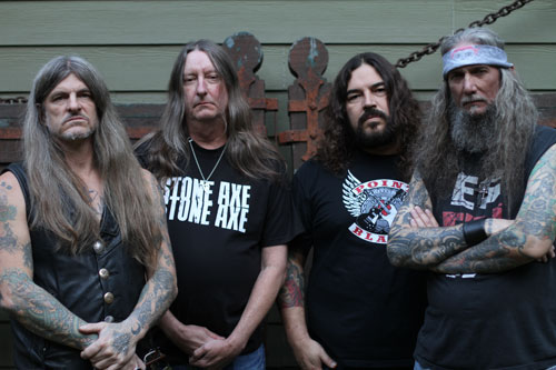 Saint Vitus, nevoita sa continue turneul european fara solistul Wino